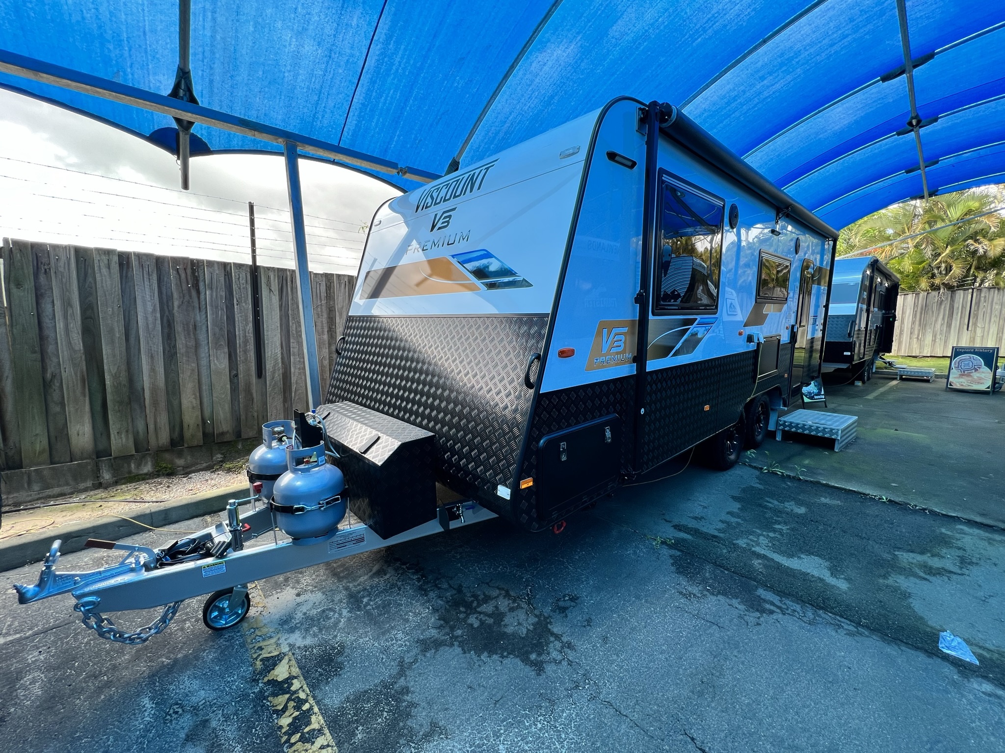 Viscount V3.2 Premium Plus Adventure Caravan Centre