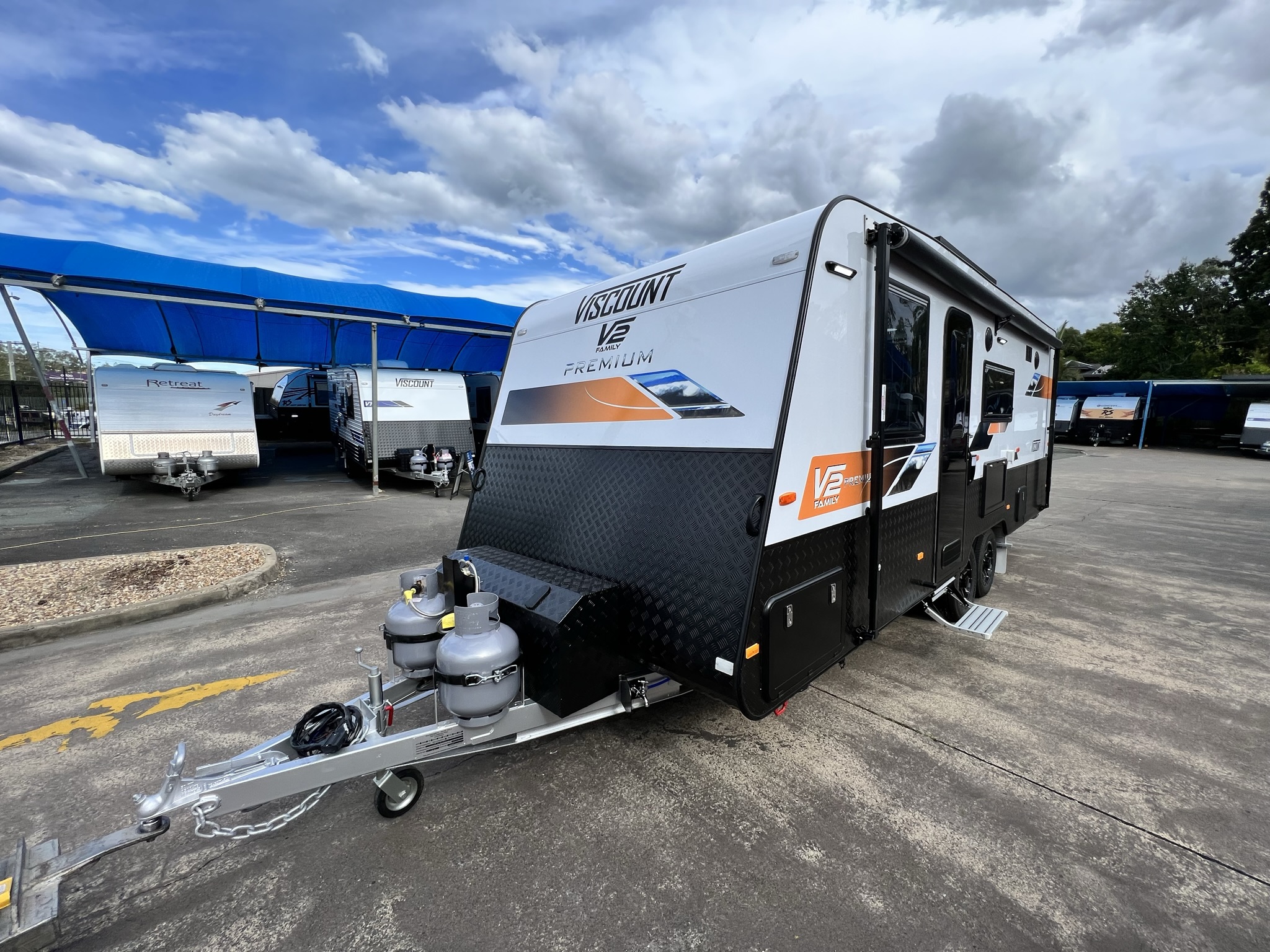 Viscount Family V22B Premium Plus Adventure Caravan Centre