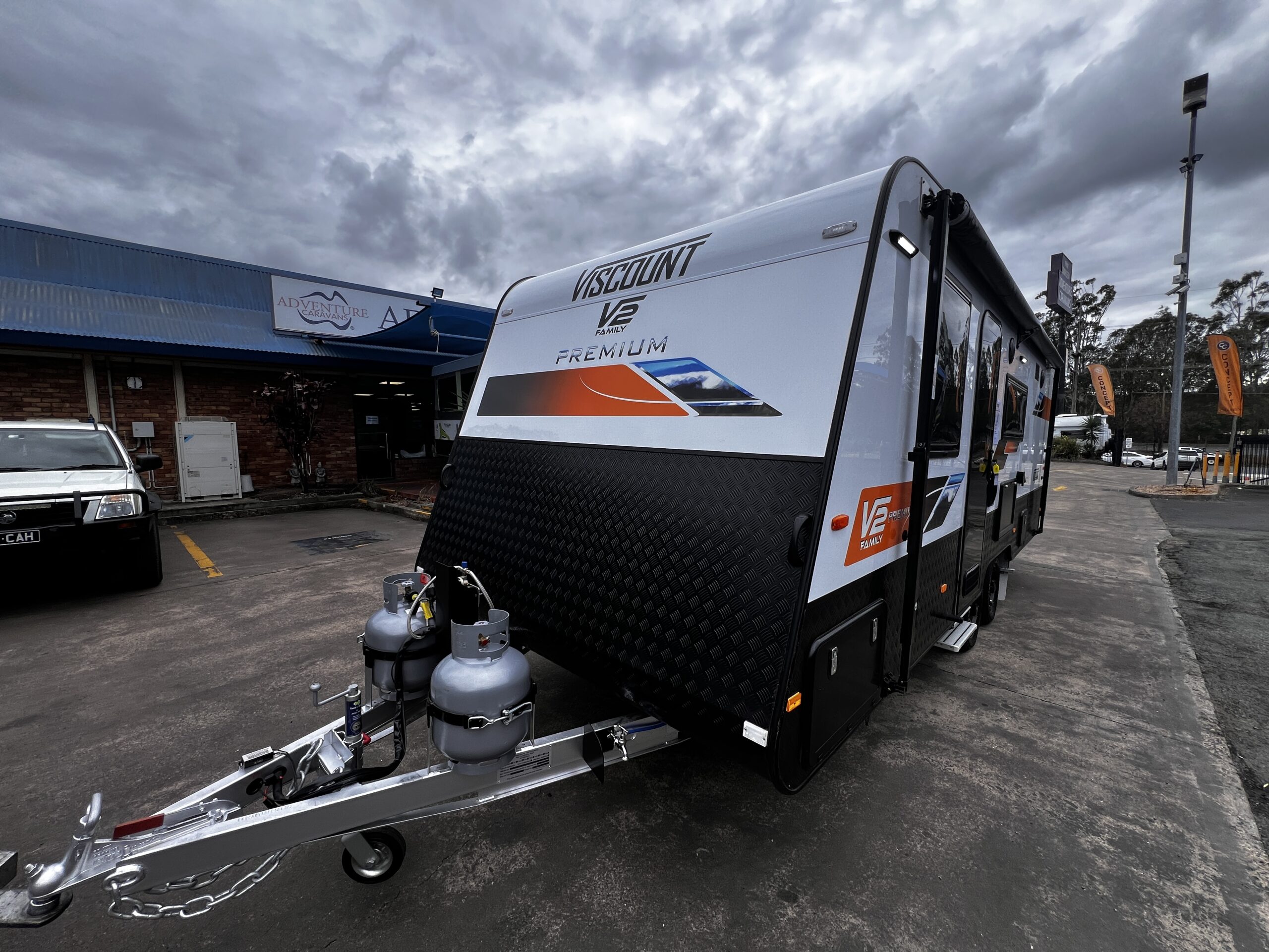 Viscount Family V22B Premium Plus Adventure Caravan Centre